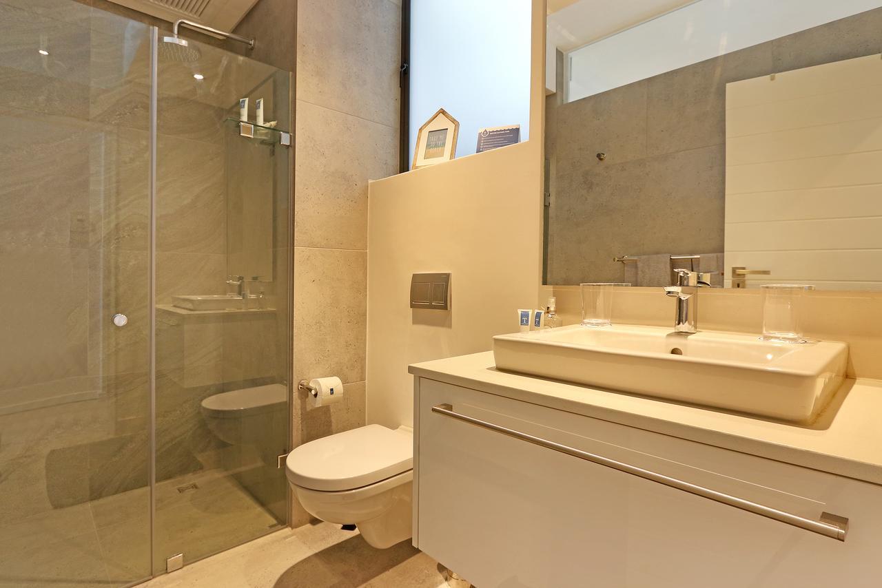 Chelsea Luxury Suites Кейптаун Екстериор снимка