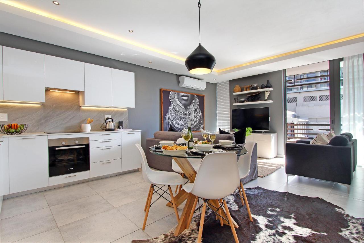 Chelsea Luxury Suites Кейптаун Екстериор снимка
